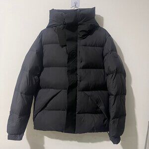 Moncler Madeira Hooded Short Down Jacket